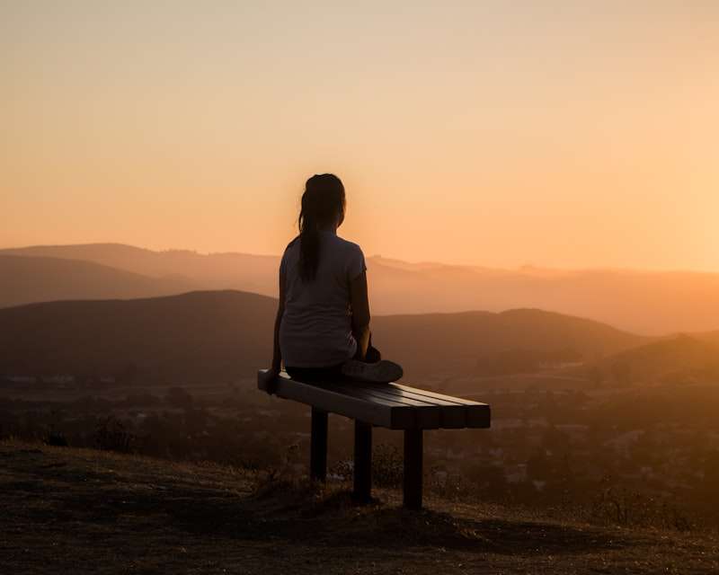 Meditacijos nauda: mažina stresą, gerina miegą, stiprina dėmesį ir imunitetą. Peržiūrėk 10 moksliškai įrodytų privalumų ir praktiškus patarimus.