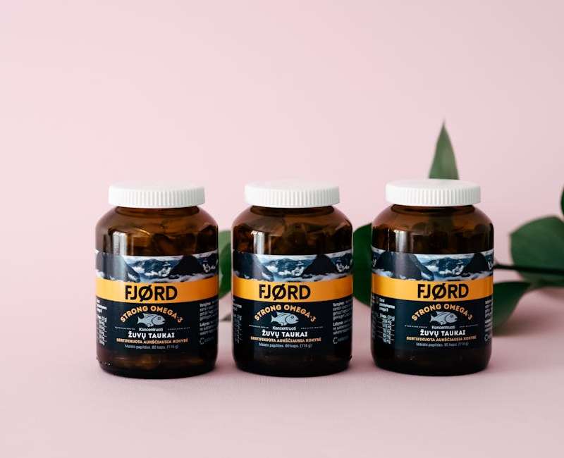 Omega 3 - tai gerieji riebalai, kurių yra kai kuriose žuvyse ir sėklose, apsaugantys nuo širdies ir kraujagyslių ligų, atminties sutrikimų